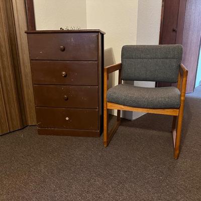 4 DRAWER DRESSER AND CHAIR