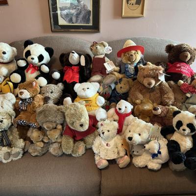 Stuffy Lot 15- Great to donate for holiday toy drives