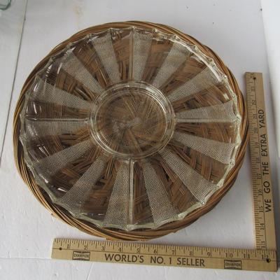 Large Jeanette Depression Glass Dew Drop Divided Relish in Wicker Holder