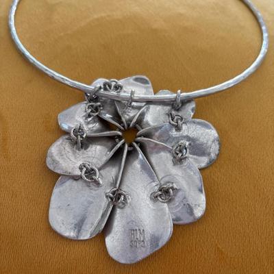 Robert Lee Morris, Soho, flower pendant wire collar necklace