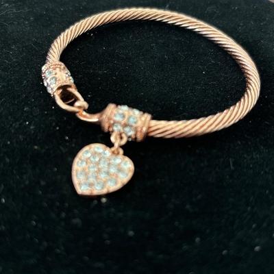 Wire Cable Wrapped Heart-shaped Bangle Bracelet