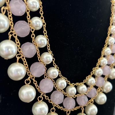 Women’s pearl and glass bead statement necklace