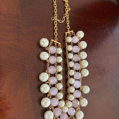Women’s pearl and glass bead statement necklace