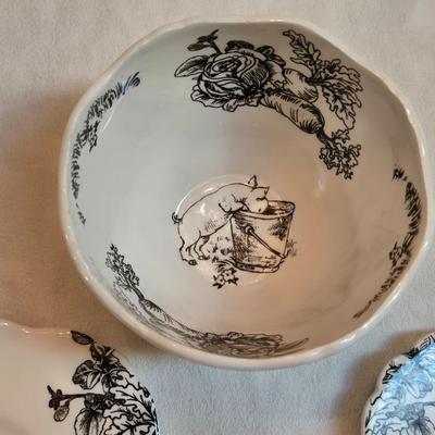 Andrea By Sadek Barnyard Toile Black & White Porcelain