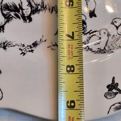 Andrea By Sadek Barnyard Toile Black & White Porcelain