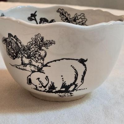 Andrea By Sadek Barnyard Toile Black & White Porcelain