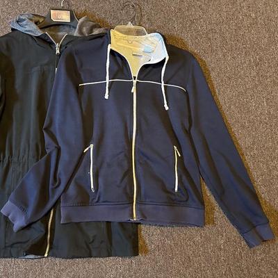 WOMENS VESTS AND JACKETS