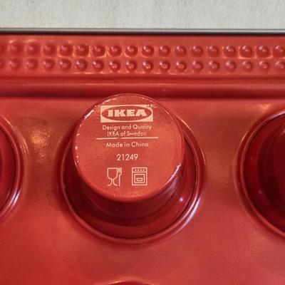 IKEA Muffin Red Pan