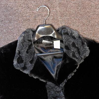 FAUX FUR LADIES COAT