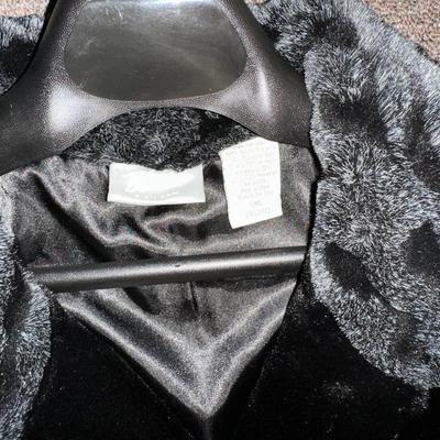 FAUX FUR LADIES COAT