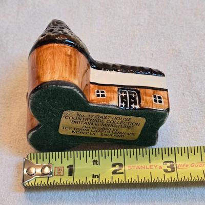 Countryside Collection "Britian in Miniature" No. 17 Oast House