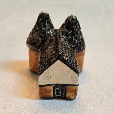 Countryside Collection "Britian in Miniature" No. 17 Oast House