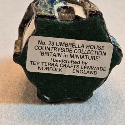 Countryside Collection "Britian in Miniature" No. 23 Umbrella House