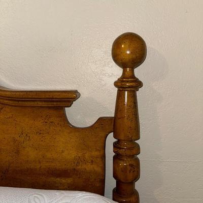 BEAUTIFUL QUEEN SIZE BED FRAME AND POSTUREPEDIC ADLEY CUSHION FIRM EURO PILLOWTOP MATTRESS