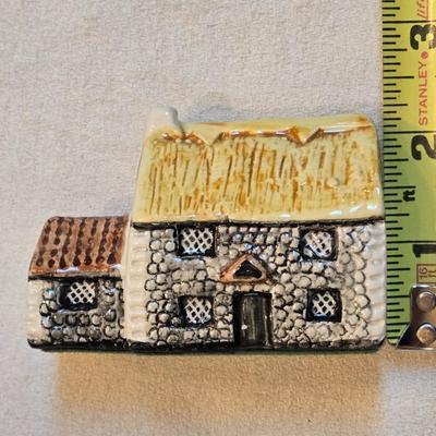 Countryside Collection "Britian in Miniature" No. 9 Norfolk Flint Cottage