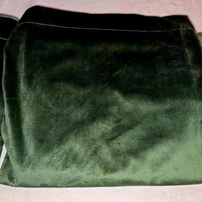 Beautiful Dark Green Velvet Curtains