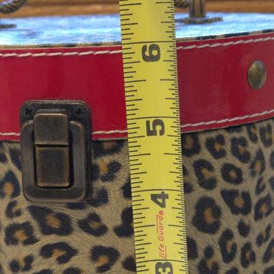 Vintage Small Hat Box