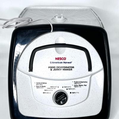 Nesco Food Dehydrator & Jerky Maker