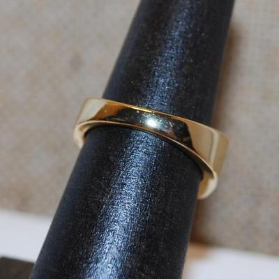 Size 5½ All Gold Tone Rectangle Top Ring (6.1g)