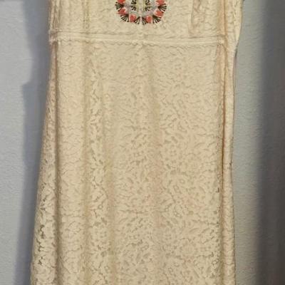 Pretty Sundance Sleeveless Lace with Embroidered Flowers Summer Dress