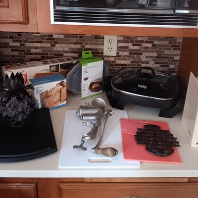 BELLA ELECTRIC FRYING PAN, SEAL A MEAL, GRINDER AND MORE