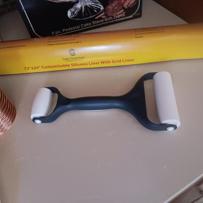 CANDY AND JELLO MOLD, CAKE PLATE, RECIPE SCALE AND MORE