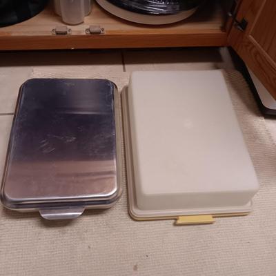ITEMS FOR ENTERTAINING