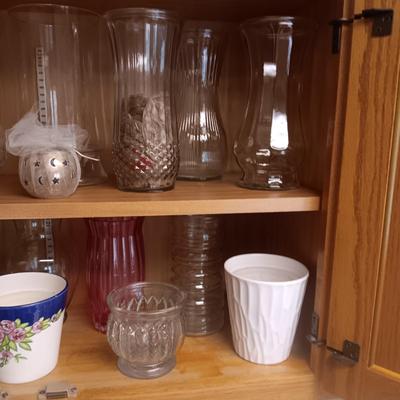 A WIDE VARIETY OF VASES