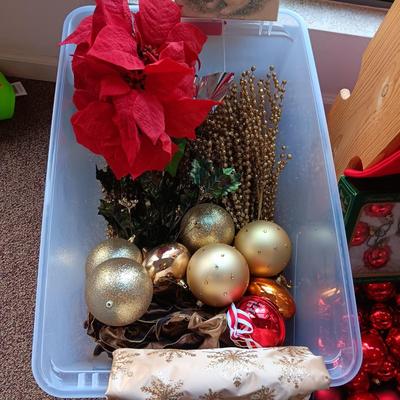 CHRISTMAS DECORATIONS, 2 TOTES AND AN AFGHAN HOLDER