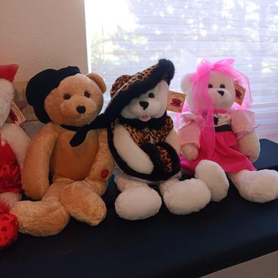 CHANTILLY LANE MUSICAL BEARS 20" TALL