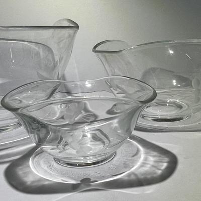 Lot of 3 Leaded/Etched Glass Salad Bowls in VG Preowned Condition.