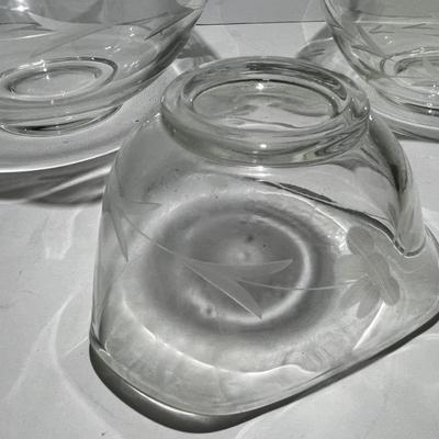 Lot of 3 Leaded/Etched Glass Salad Bowls in VG Preowned Condition.