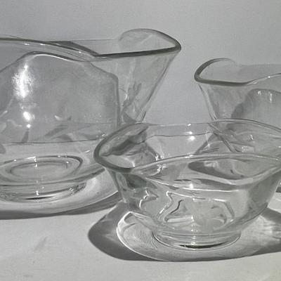 Lot of 3 Leaded/Etched Glass Salad Bowls in VG Preowned Condition.