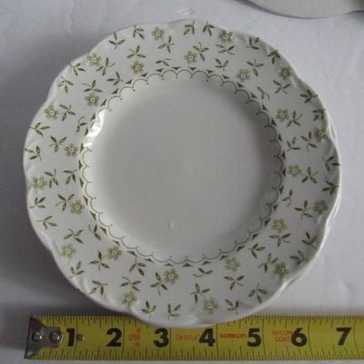 Meaken England, Sterling, Forget-Me-Not Pattern Plates, 1 Lunch, 4 Salads