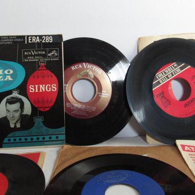 Lot of Old 45 Records: Frankie Laine, Carol Burnett, Patti Page, Conway Twitty, More