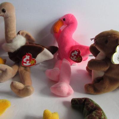 Lot of 8 Older Beanie Babies