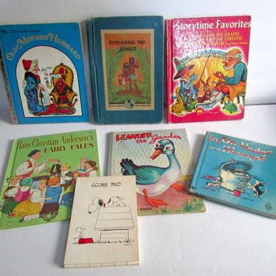 Lot of 6 Older Kids Books and Snoopy Score Pad