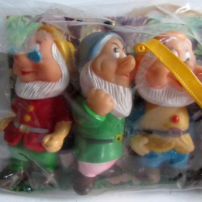 Adorable Set of the Seven Dwarves In Plastic Pouch