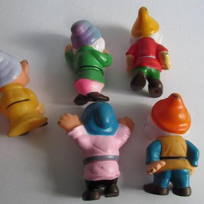 Adorable Set of the Seven Dwarves In Plastic Pouch