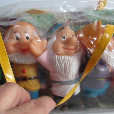 Adorable Set of the Seven Dwarves In Plastic Pouch
