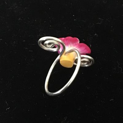 Hawaiian Type flower fashion ring