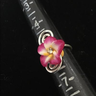 Hawaiian Type flower fashion ring