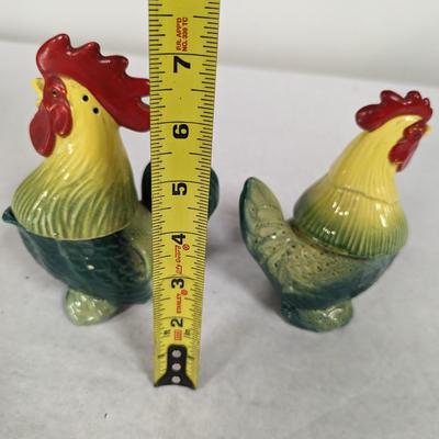 Rooster Salt & Pepper Shakers