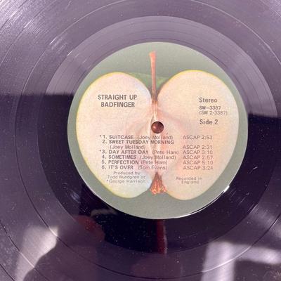 Vintage Vinyl Album 33RPM: Badfinger - Straight Up