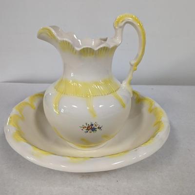 Vintage Pottery Pitcher & Wash Basin Bowl