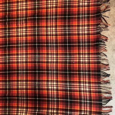 Vintage Plaid Weave Fringed Blanket 51" x 66" in Good Preowned Condition.