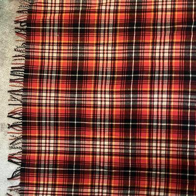 Vintage Plaid Weave Fringed Blanket 51" x 66" in Good Preowned Condition.