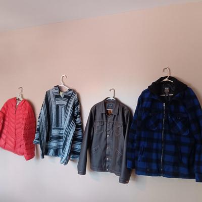 MEN'S COATS AND JACKET SIZE XL