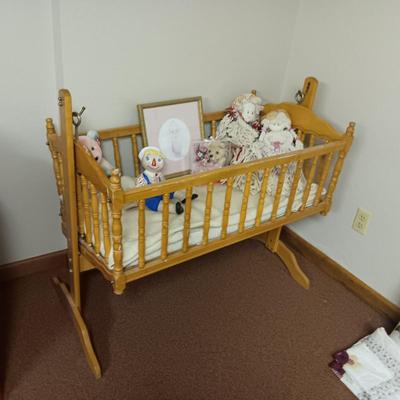 BABY CRADLE WITH EXTRAS