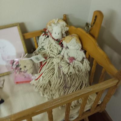 BABY CRADLE WITH EXTRAS